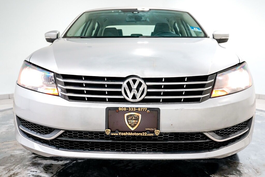 Used 2014 Volkswagen Passat 1.8T Wolfsburg Edition w/PZEV Sedan