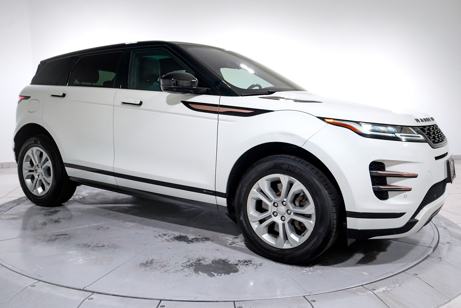 2020 Land Rover Range Rover Evoque R-Dynamic S photo 4