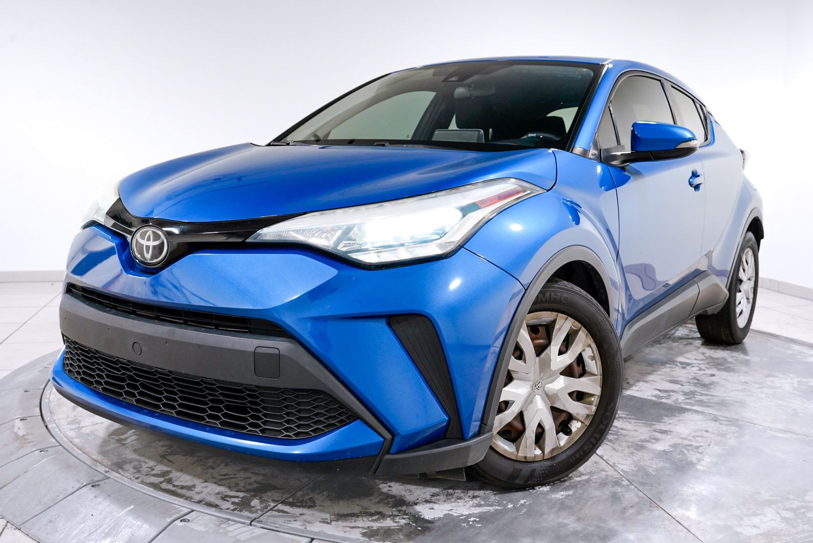 2020 Toyota C-HR LE