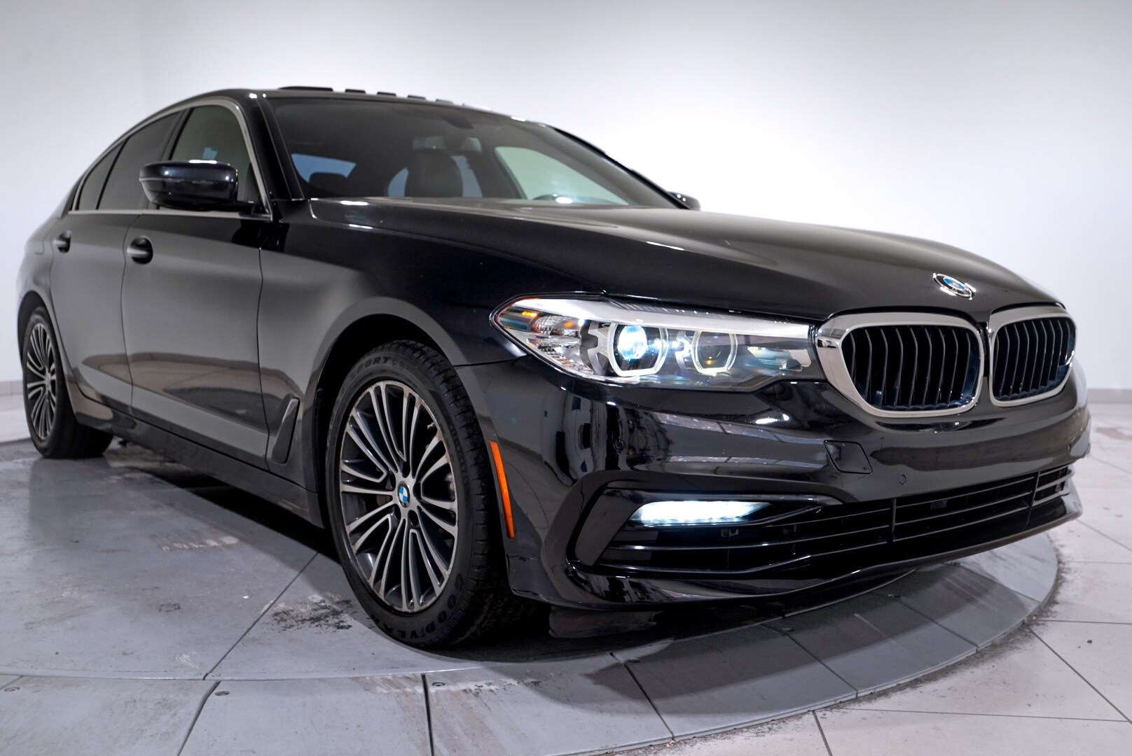 2018 Bmw 530i xDrive photo 3