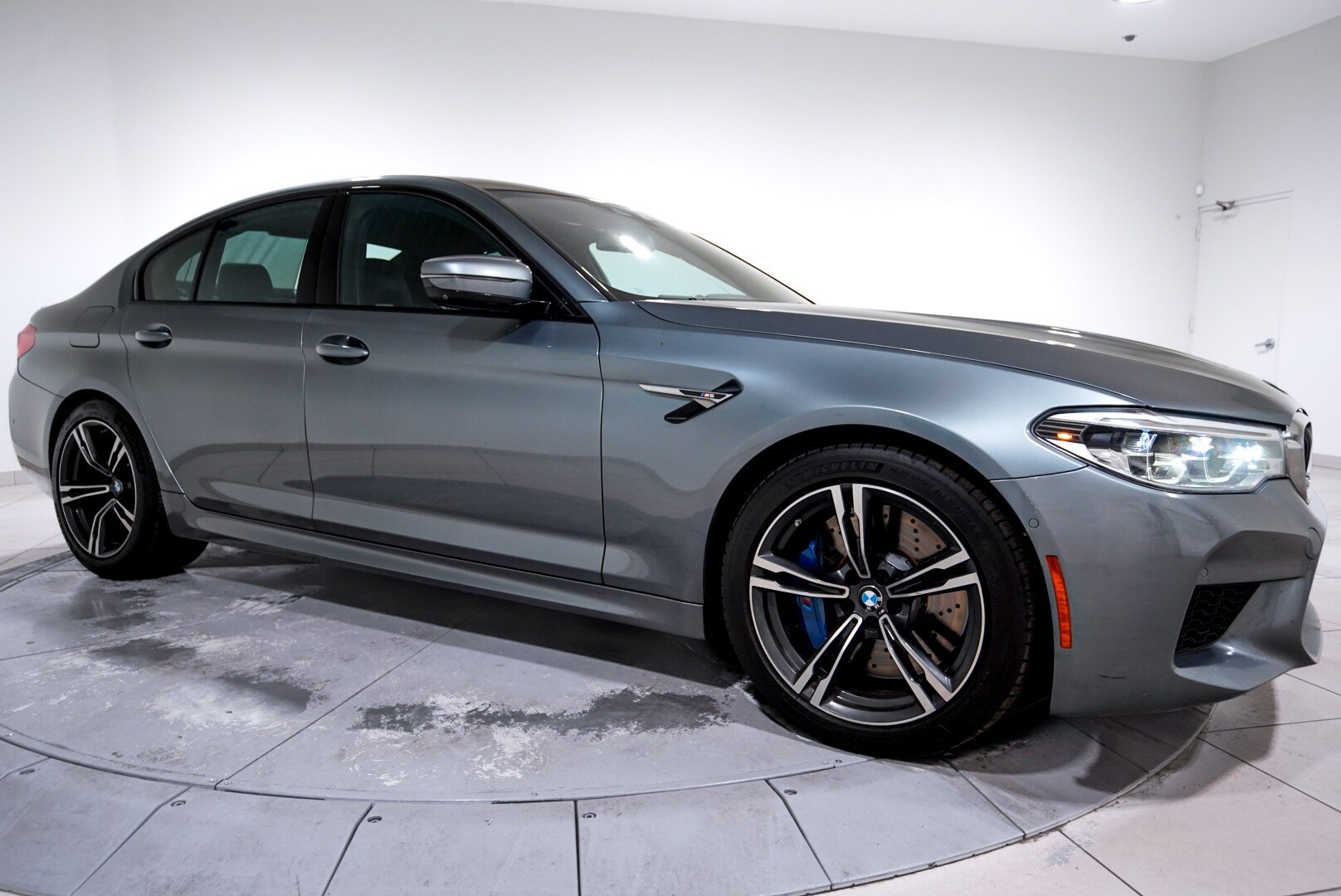 2019 Bmw M5 5 Sedan photo 4