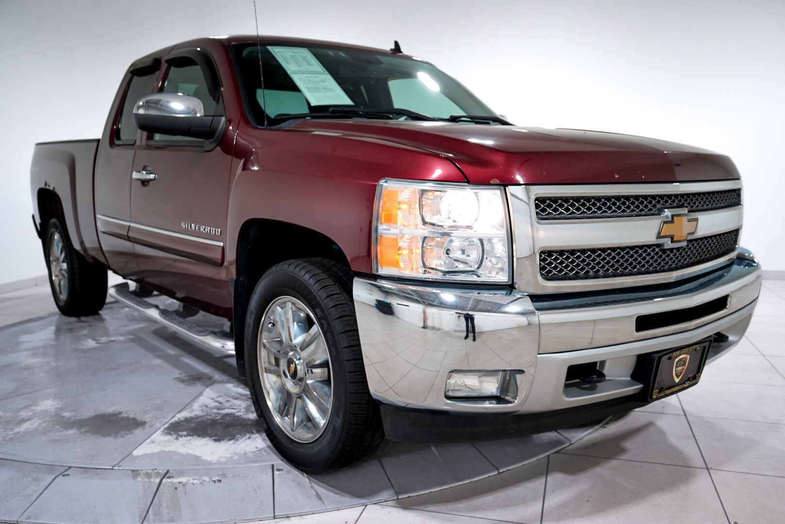2013 Chevrolet Silverado 1500 LT photo 3