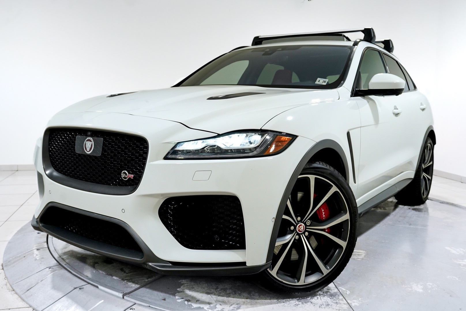 2020 Jaguar F-Pace SVR's photo