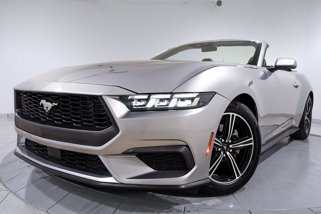 Used 2025 Ford Mustang Convertible