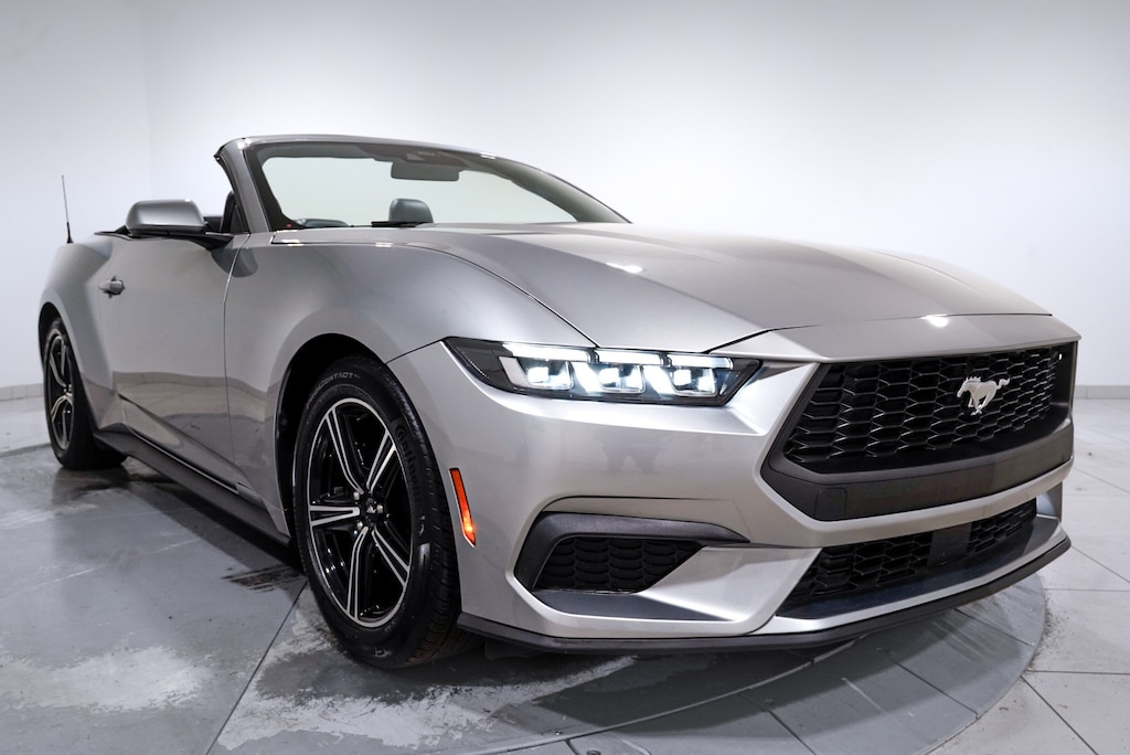 Used 2025 Ford Mustang Convertible