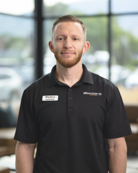 Staff member Dustin Price from ID_24fb72cbedc7