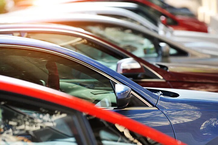 cars-on-lot.png