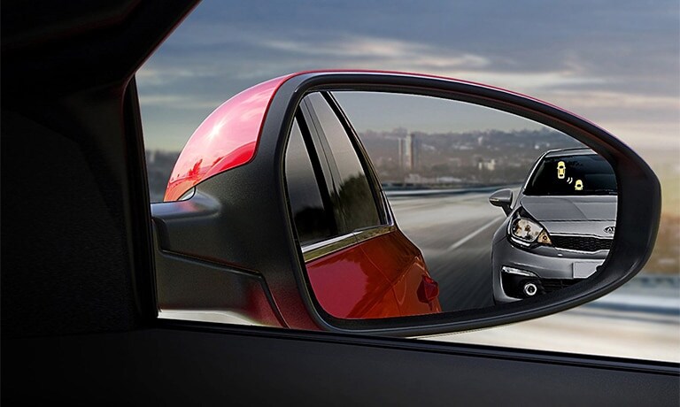 2019 Kia Forte rear view mirror blind spot detection