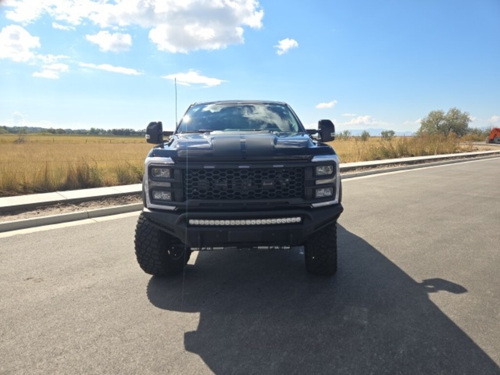 Used 2024 Ford F-250SD Lariat Truck