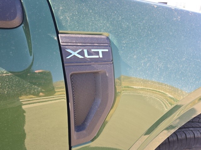 2025 Ford Maverick XLT photo 3