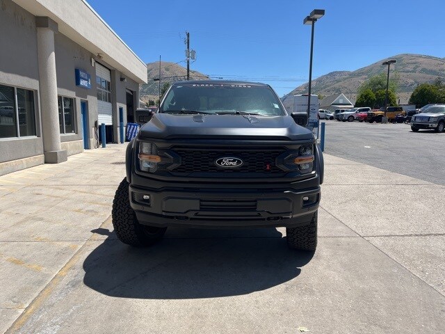 2025 Ford F-150 XLT photo 2