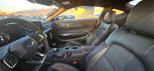 2025 Ford Mustang GT Premium Fastback - Photo 38