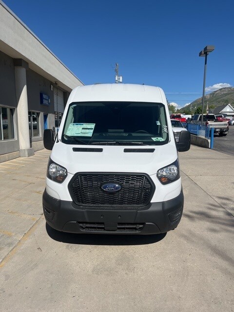 2025 Ford Transit photo 2