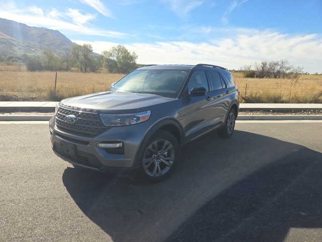 2022 Ford Explorer XLT's photo