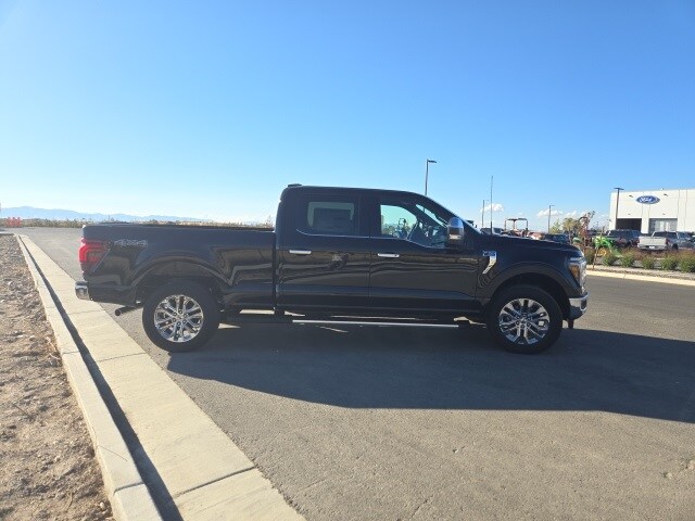 2025 Ford F-150 Lariat photo 2