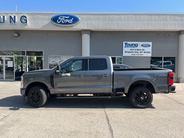 2025 Ford F-350 photo 4