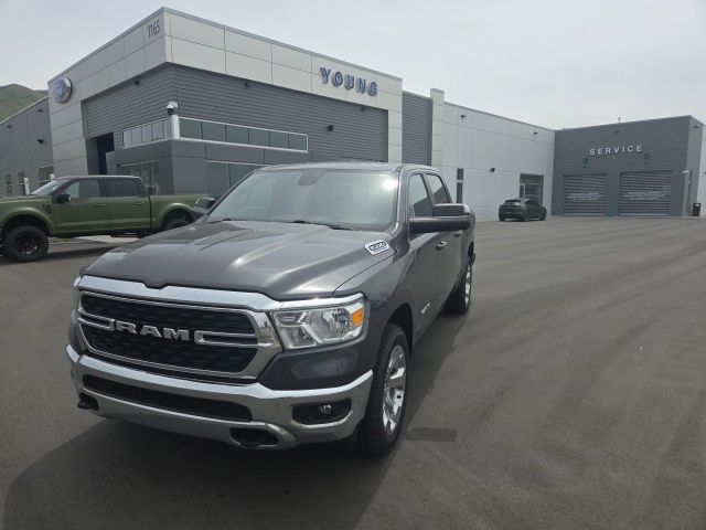 2022 RAM 1500 Big Horn/Lone Star 4x4 Crew Cab 5'7's photo
