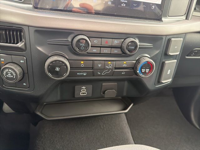2025 Ford F-150 XL - Photo 29