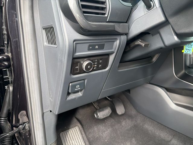 2025 Ford F-150 STX - Photo 18