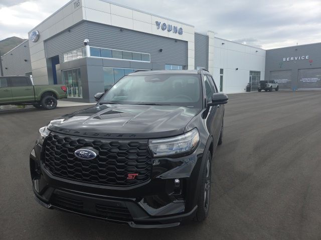 2026 Ford Explorer ST 4WD's photo
