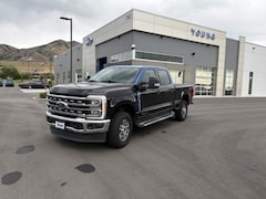 2023 Ford F-350SD Lariat Truck