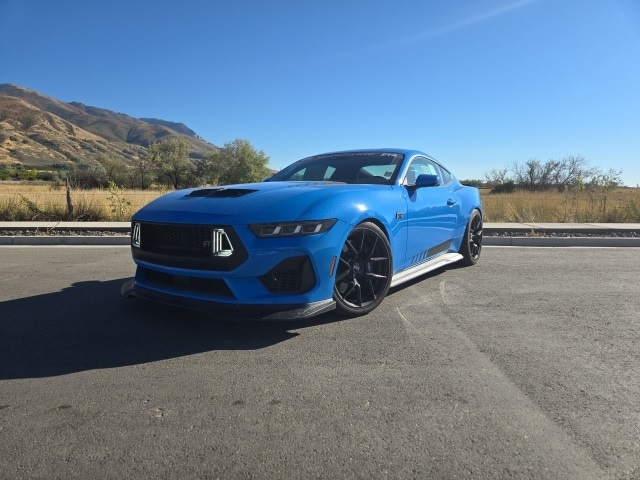 2025 Ford Mustang GT Premium's photo