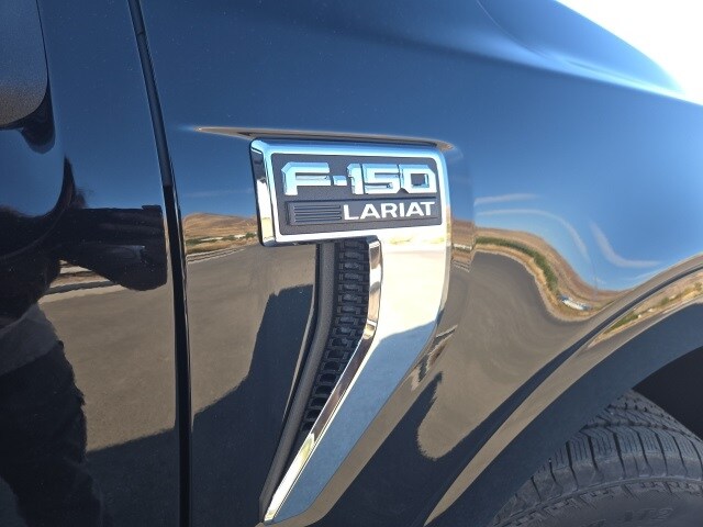 2025 Ford F-150 Lariat photo 3