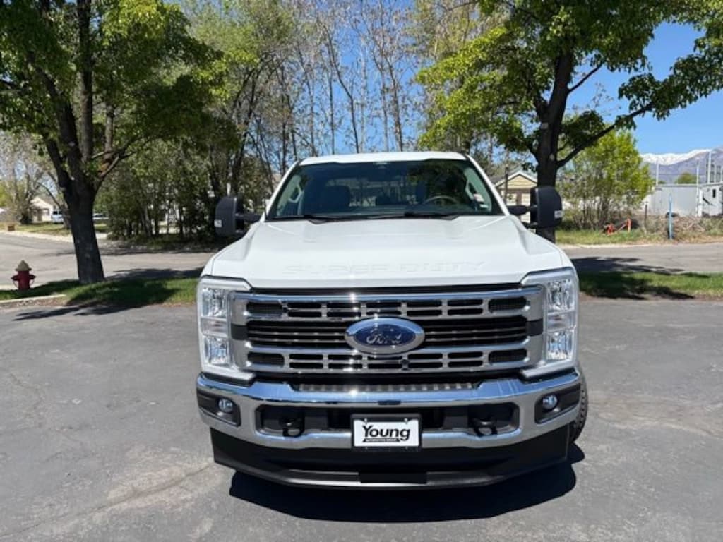 Used 2025 Ford Super Duty F-250 SRW XL Truck Crew Cab