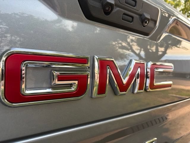2026 GMC Sierra 1500 AT4 - Photo 7
