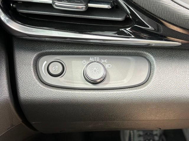 2026 Buick Envista Sport Touring - Photo 18