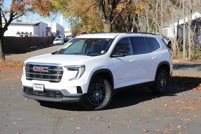 2025 GMC Acadia Elevation's photo