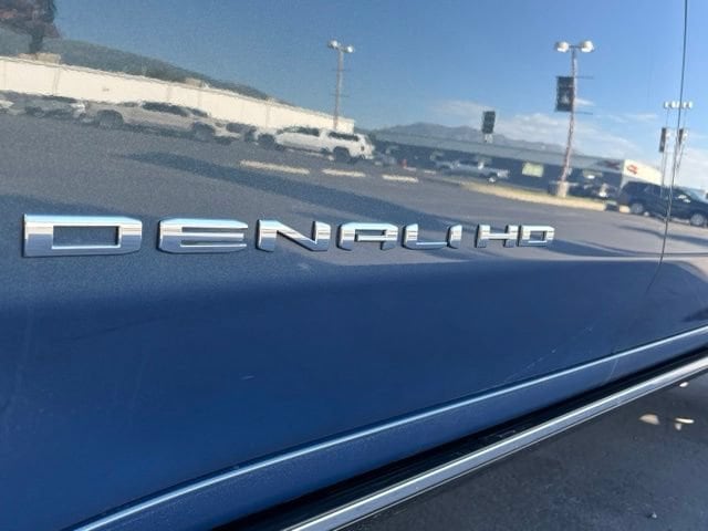 2026 GMC Sierra 3500HD Denali Ultimate - Photo 17