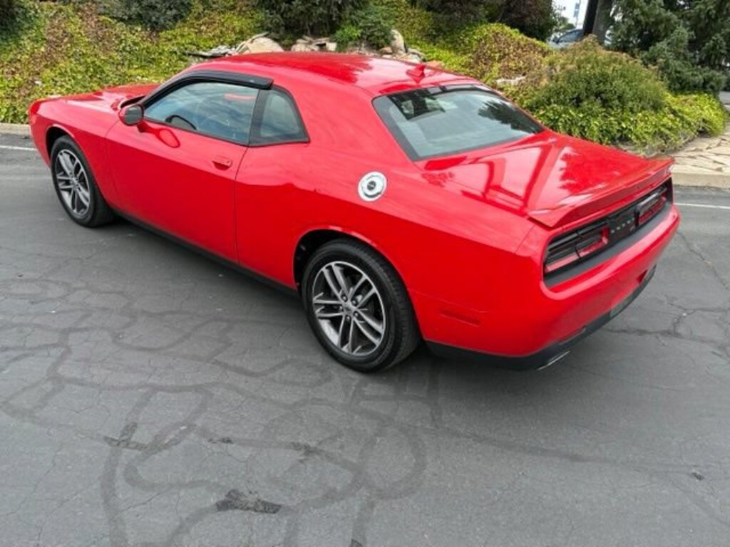 Used 2019 Dodge Challenger SXT AWD Coupe