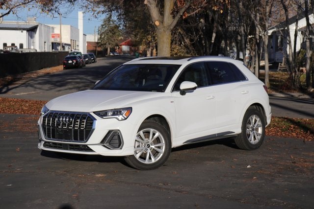 2025 Audi Q3 S Line Premium's photo