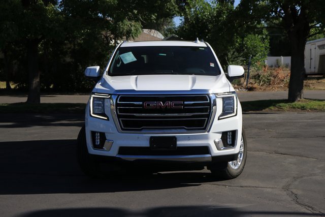 2022 Gmc Yukon SLT photo 2