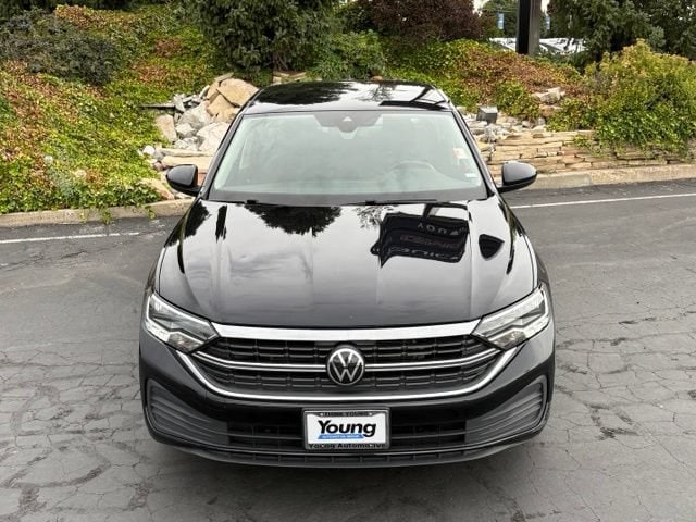 3VW5M7BU9RM077394