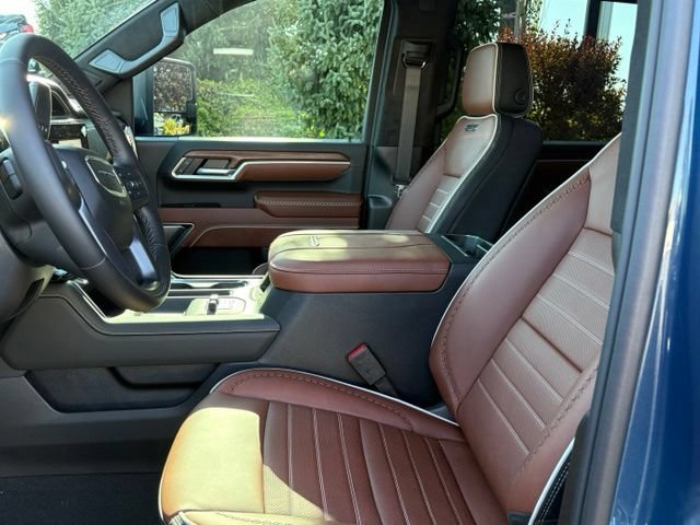 2026 GMC Sierra 3500HD Denali Ultimate - Photo 18