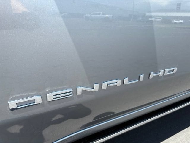 2026 GMC Sierra 2500HD Denali Ultimate - Photo 20