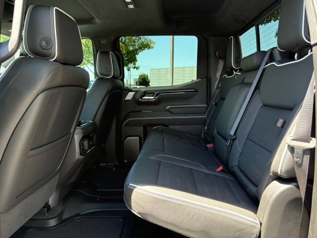 2026 GMC Sierra 1500 AT4X - Photo 15
