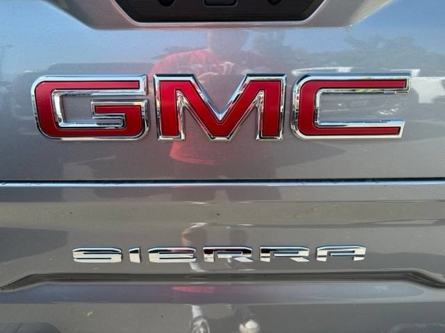 2026 GMC Sierra 1500 SLE - Photo 7
