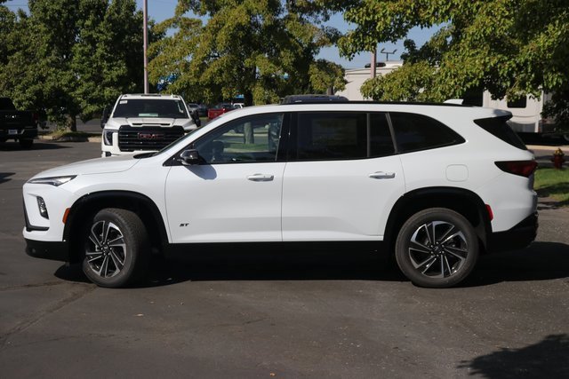 2026 Buick Enclave Sport Touring photo 3