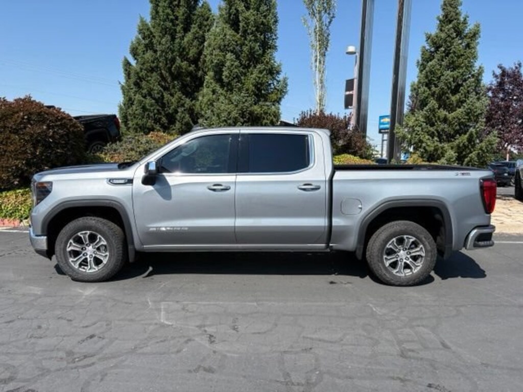 New 2026 GMC Sierra 1500 SLE Truck