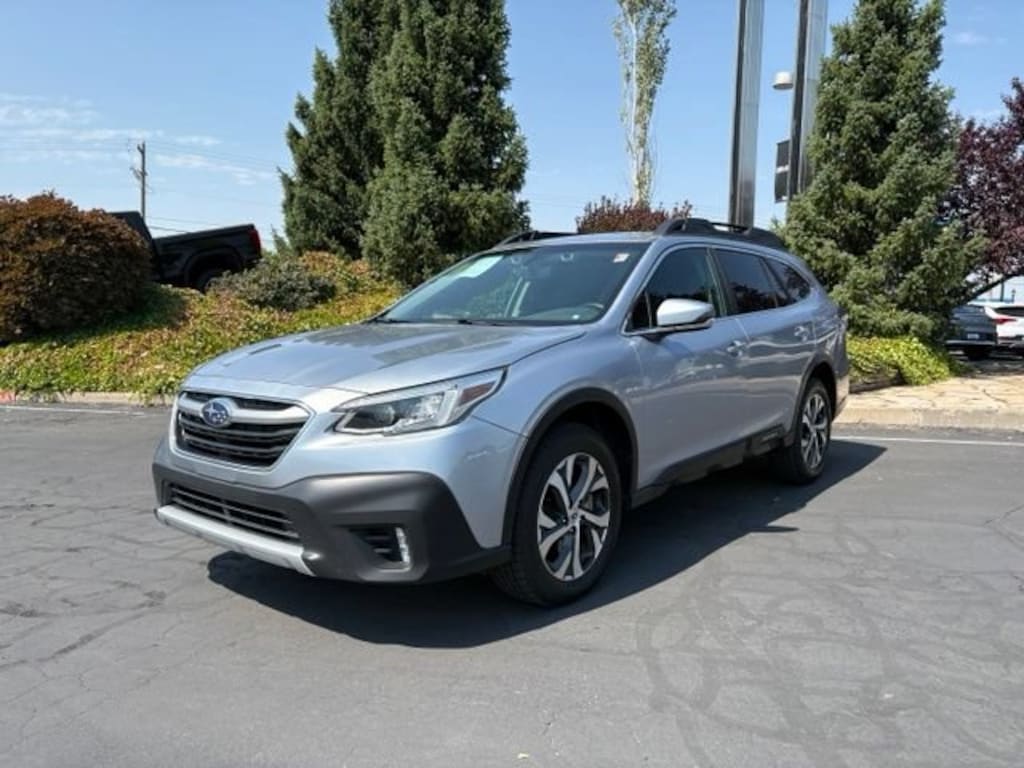 Used 2022 Subaru Outback Limited SUV