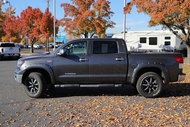 2011 Toyota Tundra Limited CrewMax photo 3