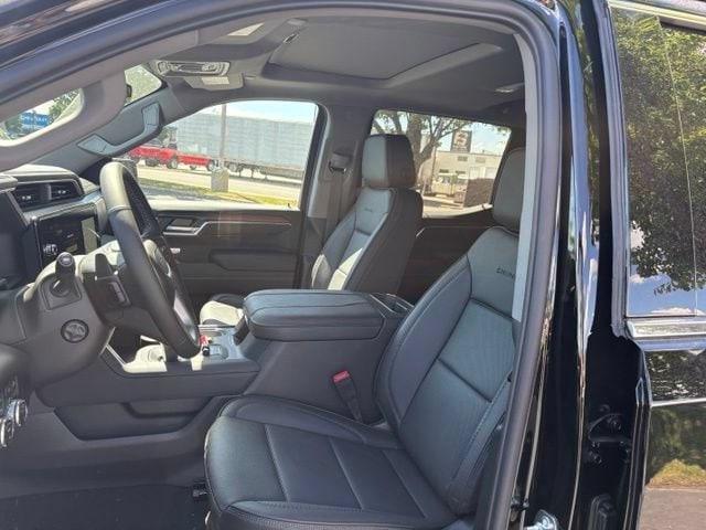 2026 GMC Sierra 1500 Denali - Photo 18