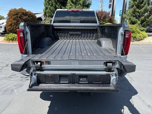 2026 GMC Sierra 2500HD Denali Ultimate - Photo 10