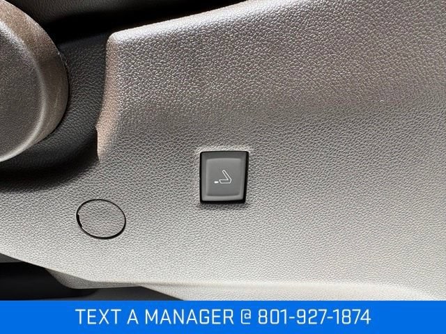 2026 GMC Acadia Denali - Photo 17