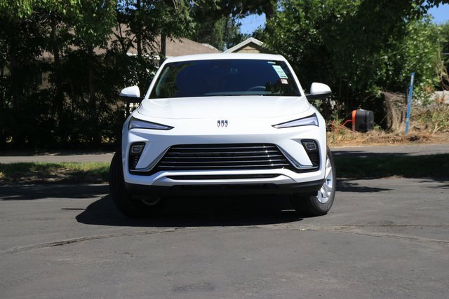 2025 Buick Envista Preferred photo 2