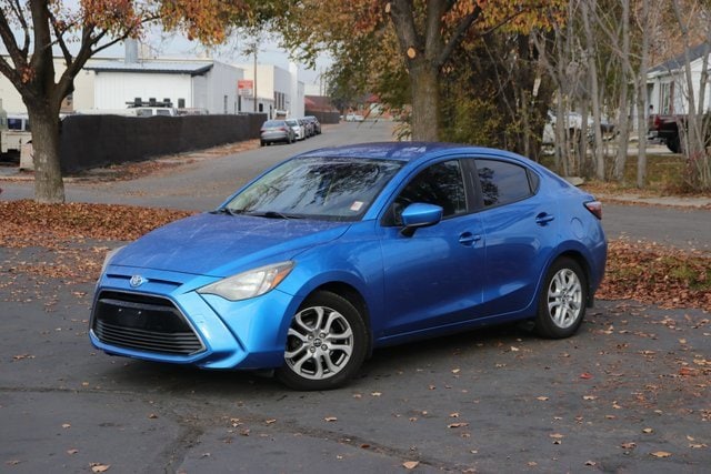 2017 Toyota Yaris iA Base