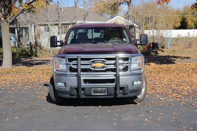 2013 Chevrolet Silverado 2500HD LTZ photo 2